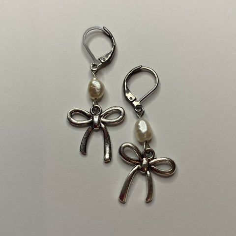 “Coquette” earrings
