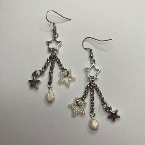 “Interlinked” earrings