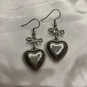 “Alison” earrings