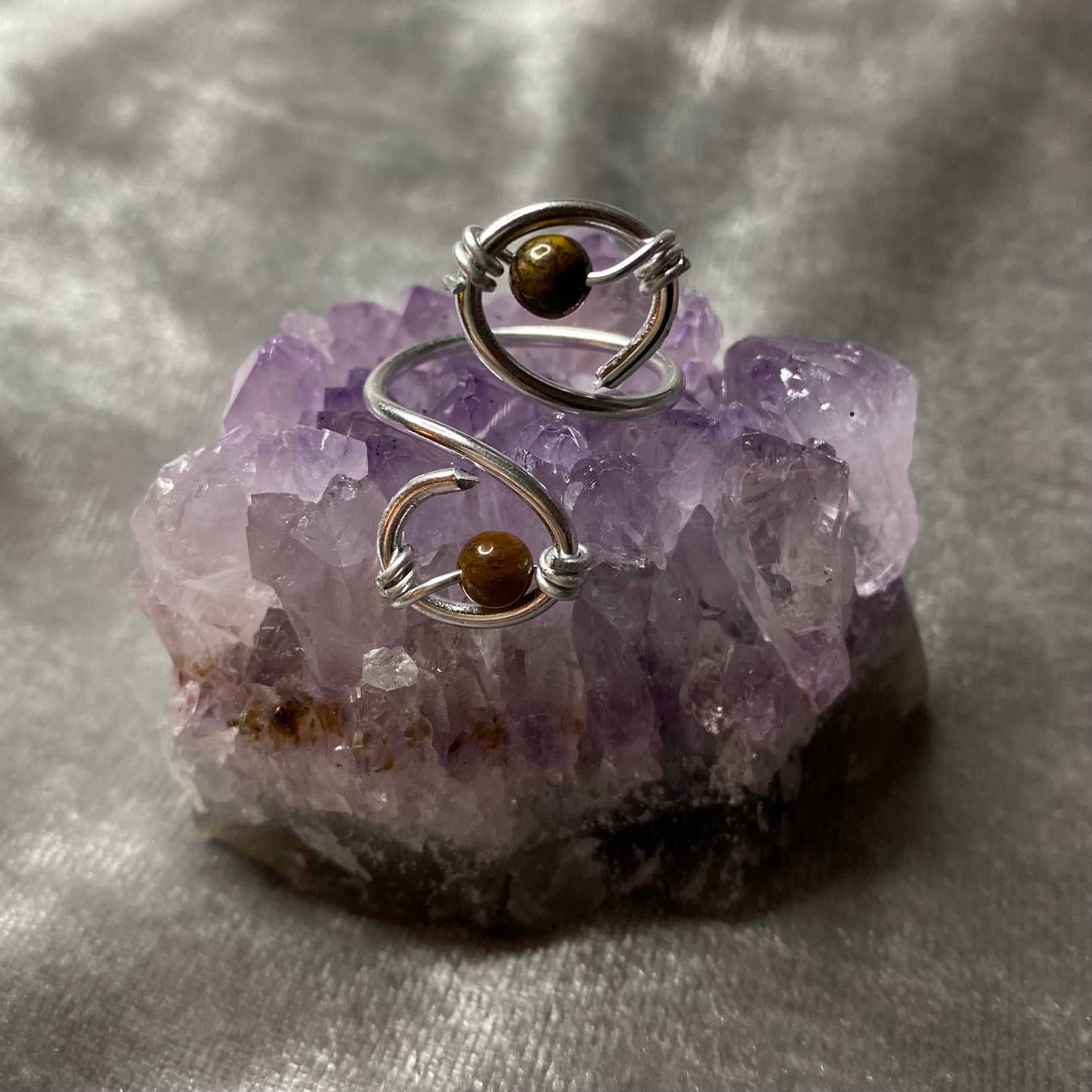 Adjustable tiger’s eye ring