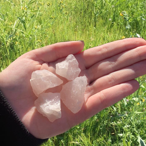 Raw rose quartz